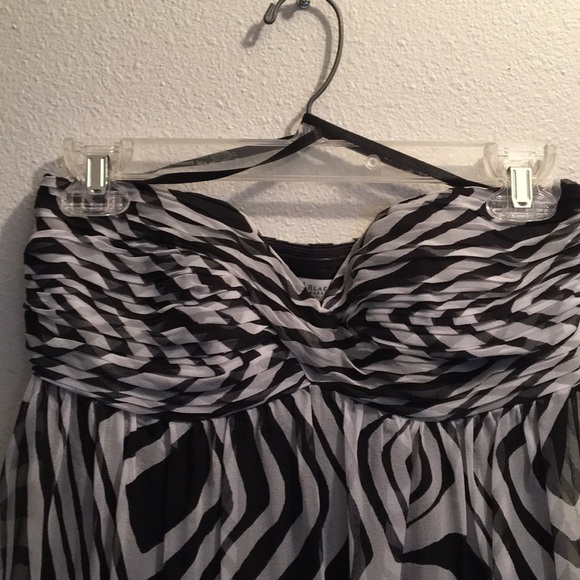 WHITE HOUSE BLACK MARKET MAXI DRESS - Picture 2 of 8